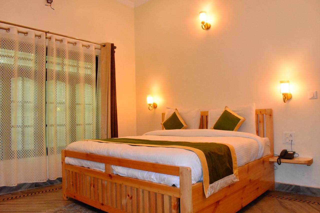 The Walnut Creek Otel Bhīm Tāl Dış mekan fotoğraf
