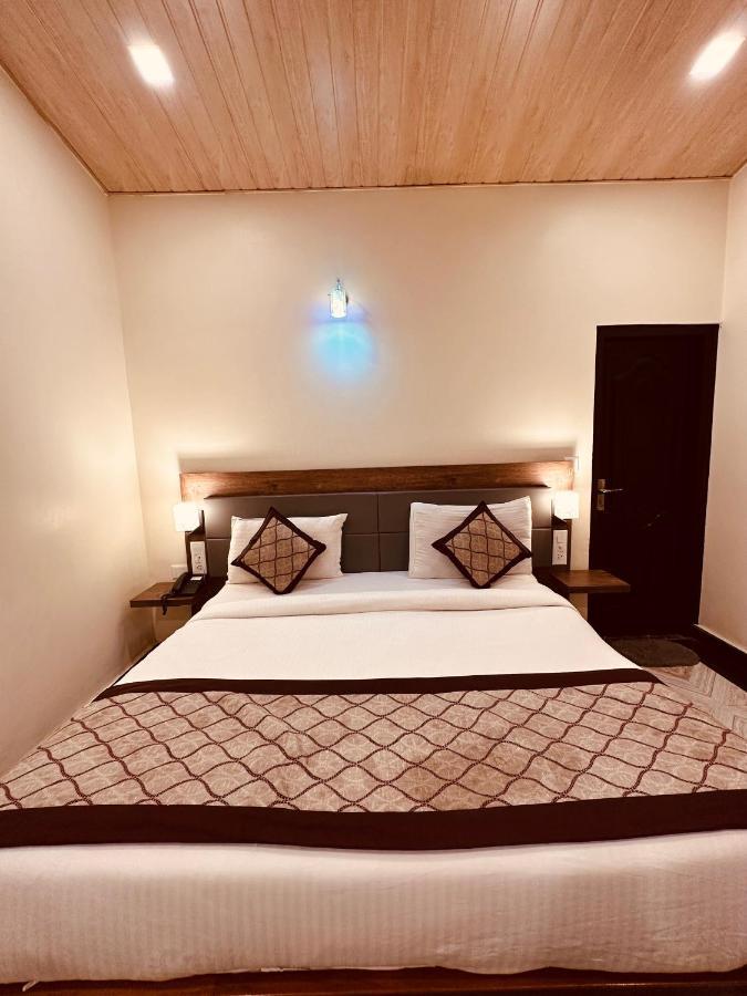 The Walnut Creek Otel Bhīm Tāl Dış mekan fotoğraf