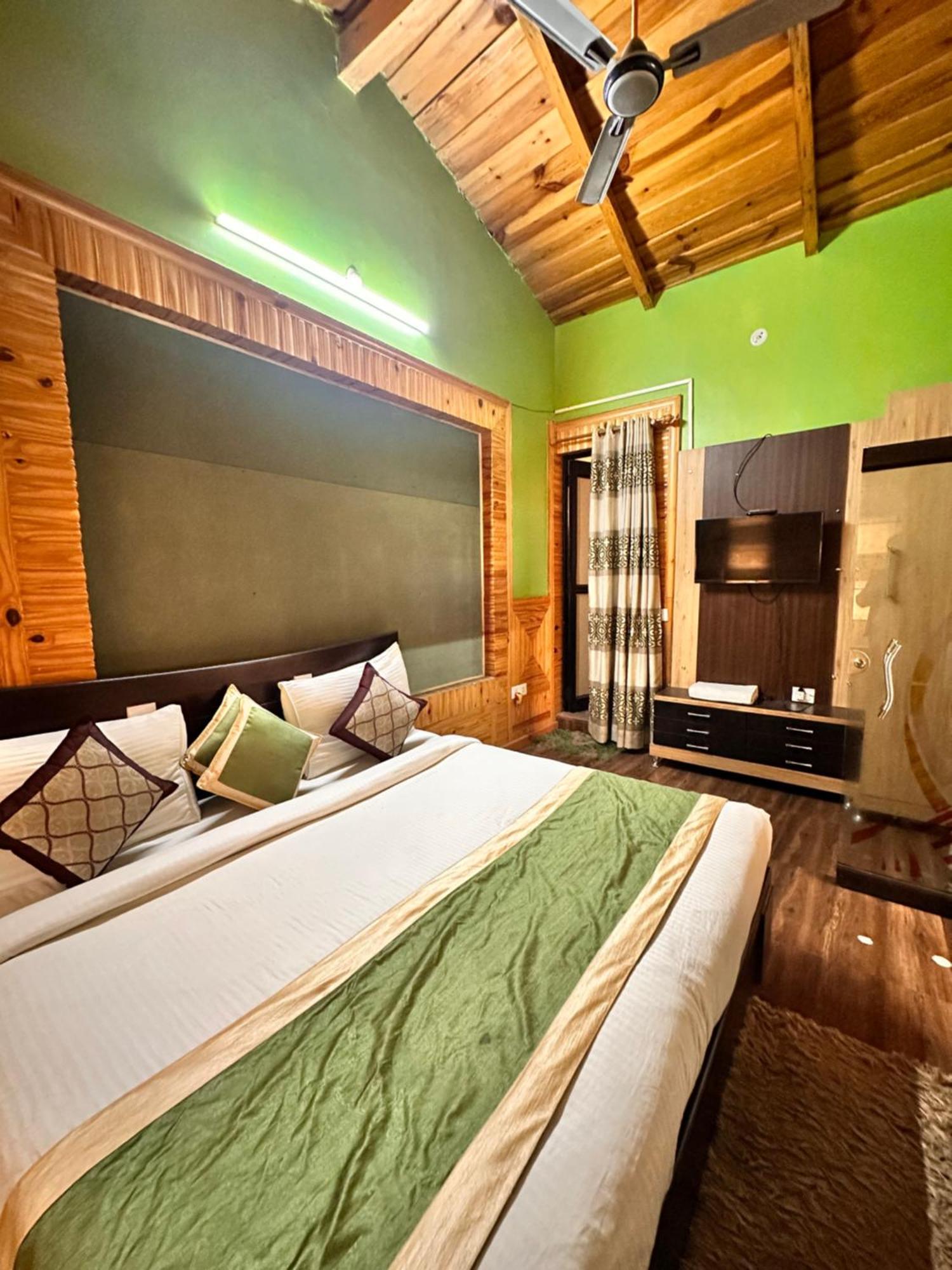 The Walnut Creek Otel Bhīm Tāl Dış mekan fotoğraf